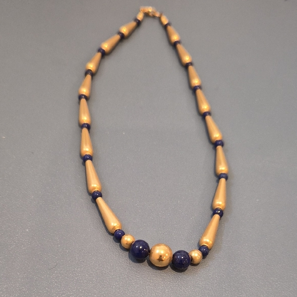 Chic Gold and Blue Beaded Necklace